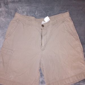 Columbia M shorts